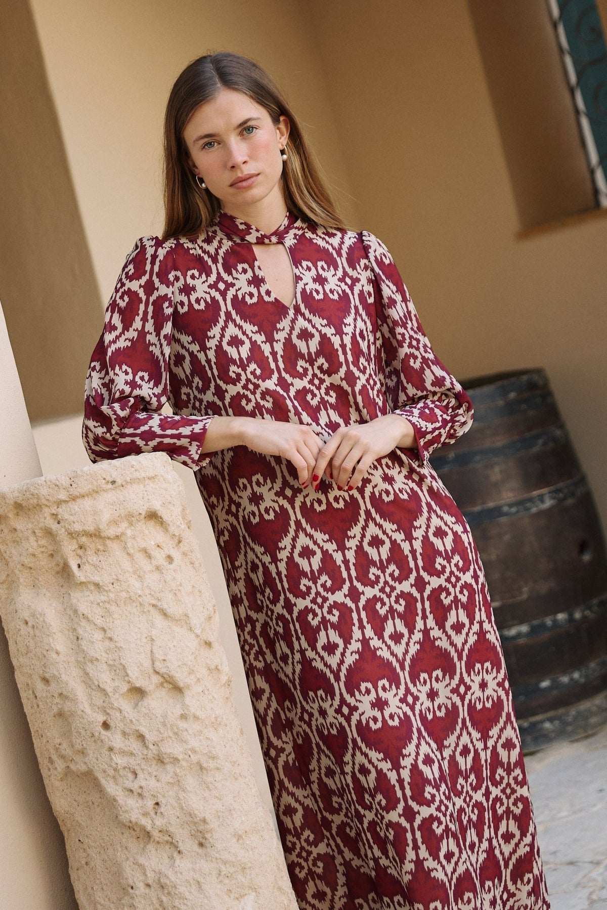 Vestido Oda Berenjena - Clouté