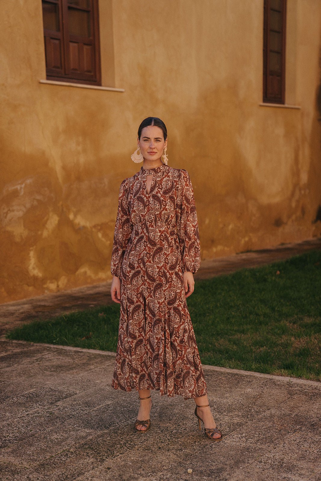 Vestido Soneto Chocolate - Clouté